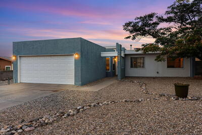 7820 PIONEER Trail NE, Albuquerque