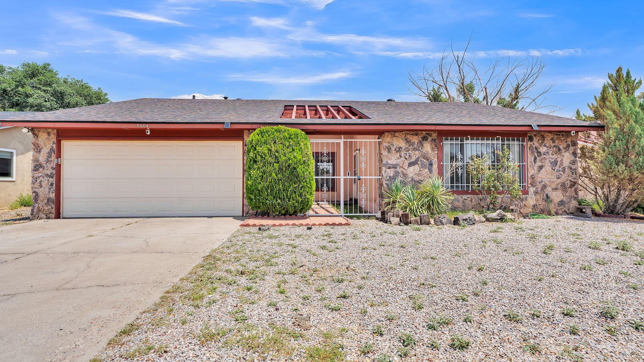 5604 Hayes Drive NW - Main Image