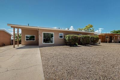813 SHIRLEY Street NE, Albuquerque