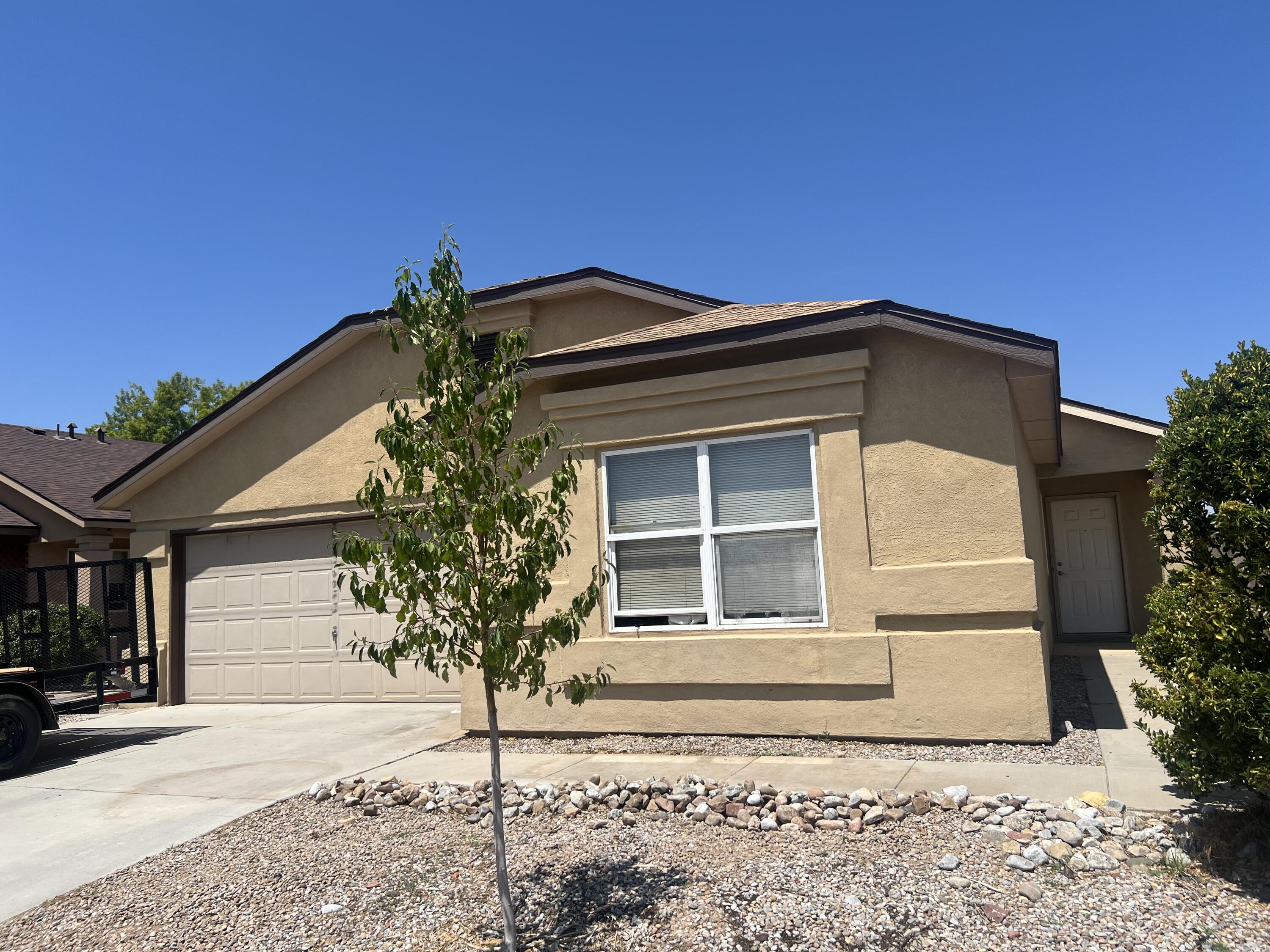 10640 RIGOLETTO Drive NW - Main Image