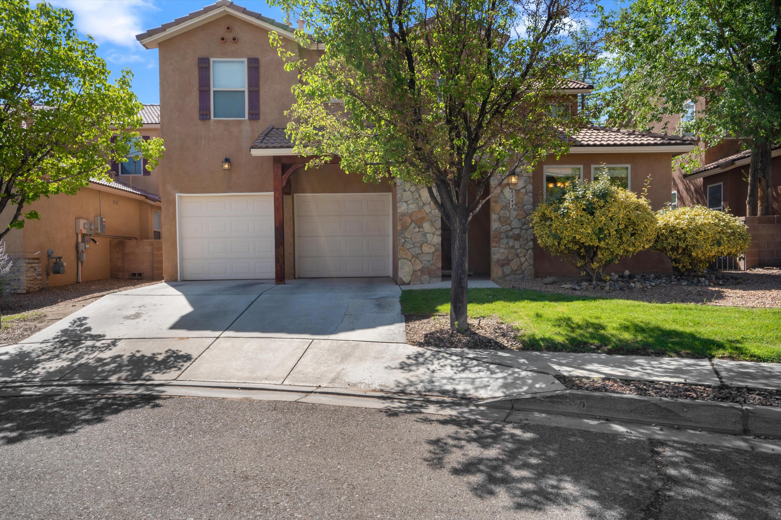 824 VISTA PATRON Drive - Main Image
