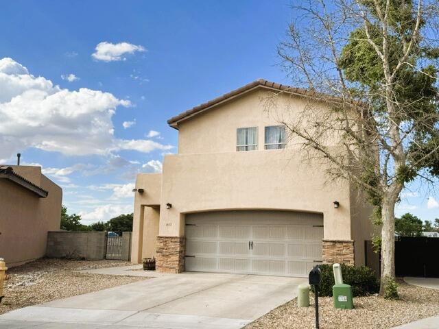 402 CORONADO Lane NE - Main Image