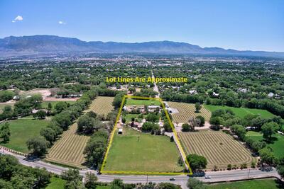 7012 RIO GRANDE Boulevard NW, Los Ranchos