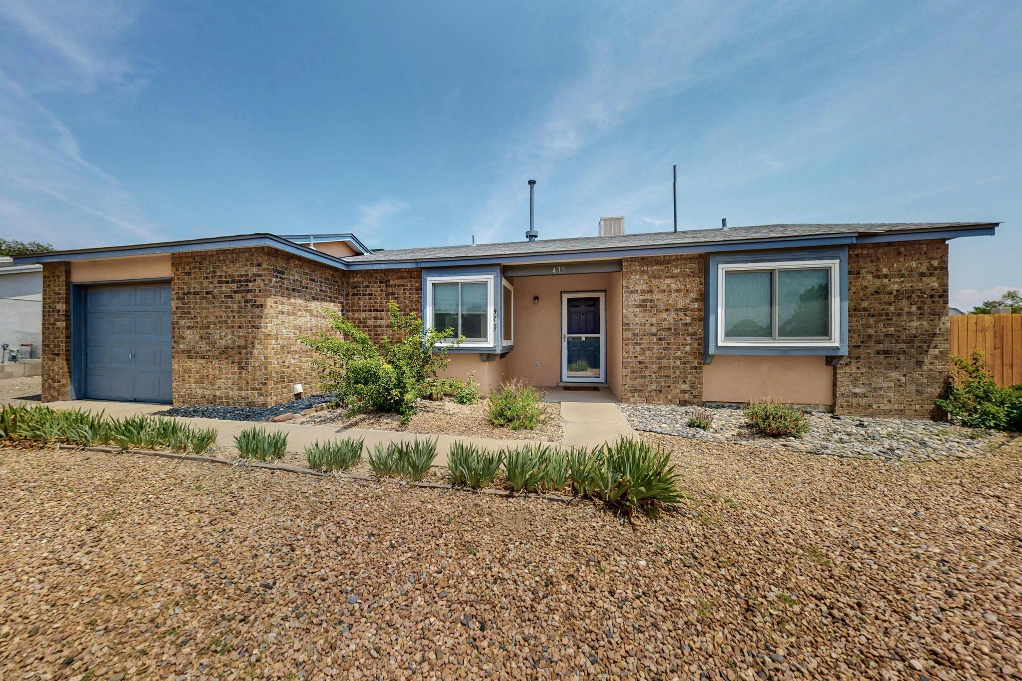 475 Bermuda Drive SE - Main Image