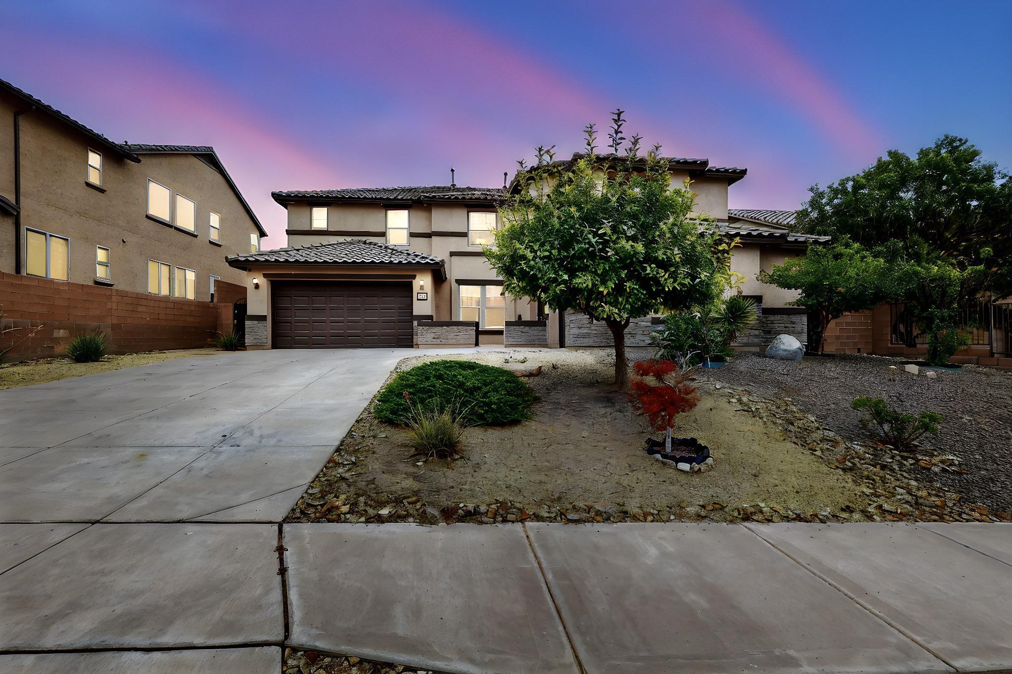 24 LOS BALCONES Place NE - Main Image