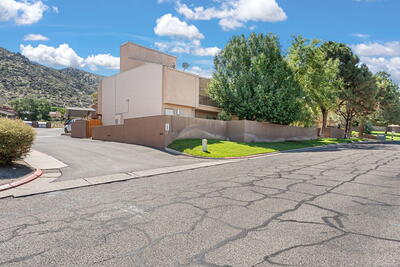 13168 CANDELARIA Road NE, Albuquerque