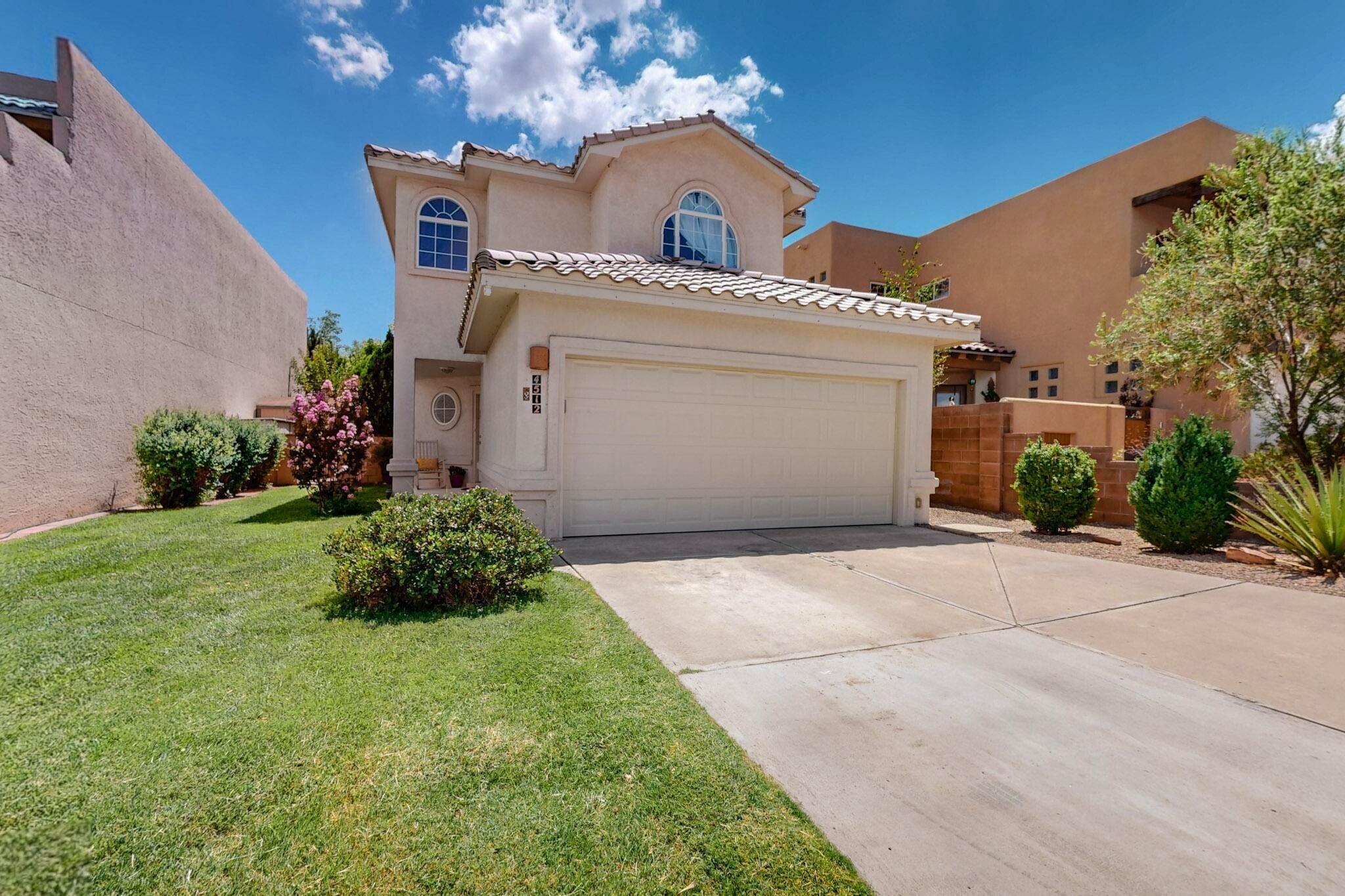 4512 Tres Vistas Road NW - Main Image