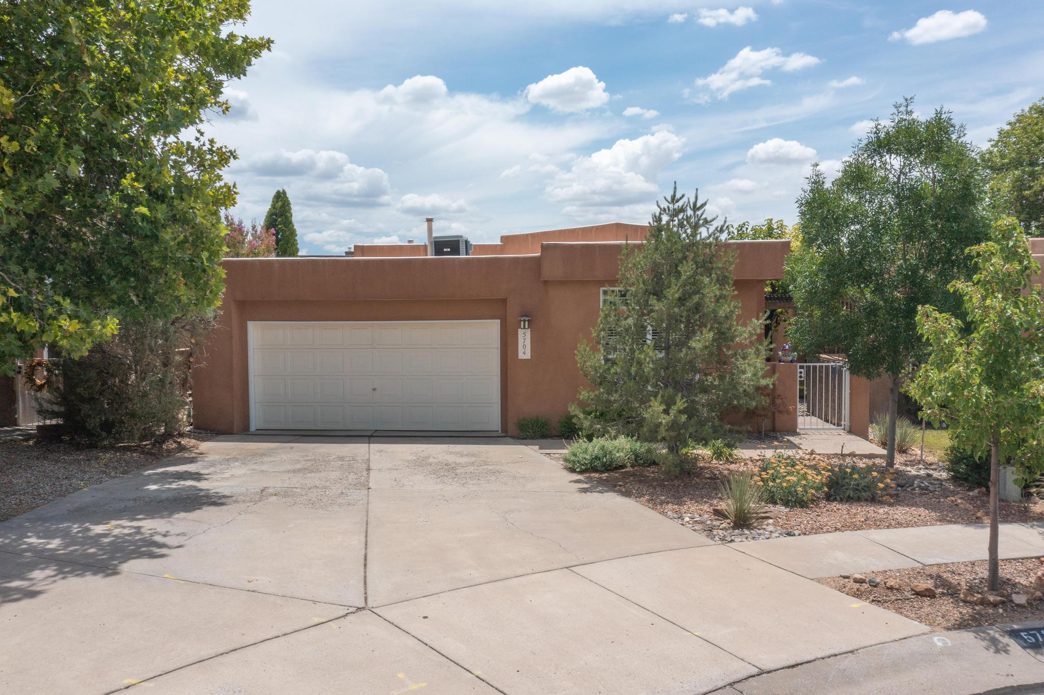 5704 PEPPERTREE Place NE - Main Image