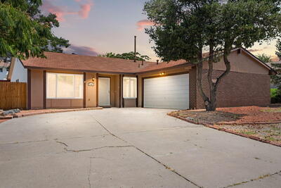 9501 PRESLEY Place NE, Albuquerque