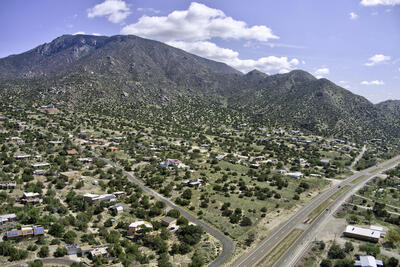 2 Monticello, Albuquerque 
