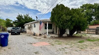 320 MONTOYA Street NW, Albuquerque