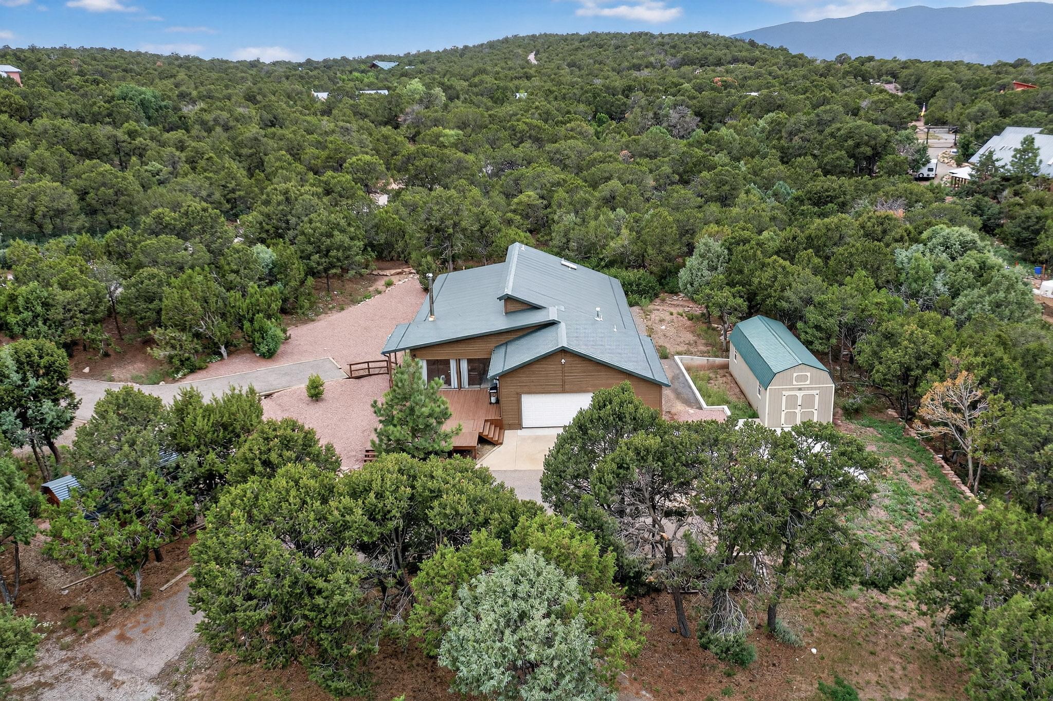 61 STEEPLECHASE Drive - Main Image