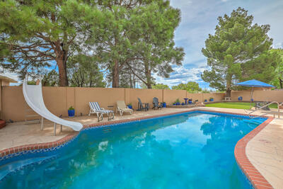 5607 PLANETA Court NE, Albuquerque