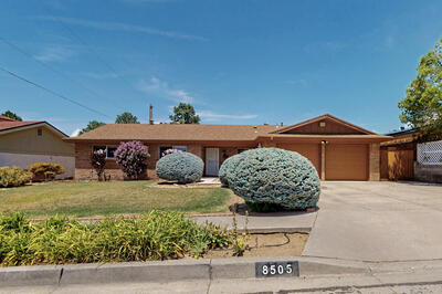8505 BELLROSE Avenue NE, Albuquerque