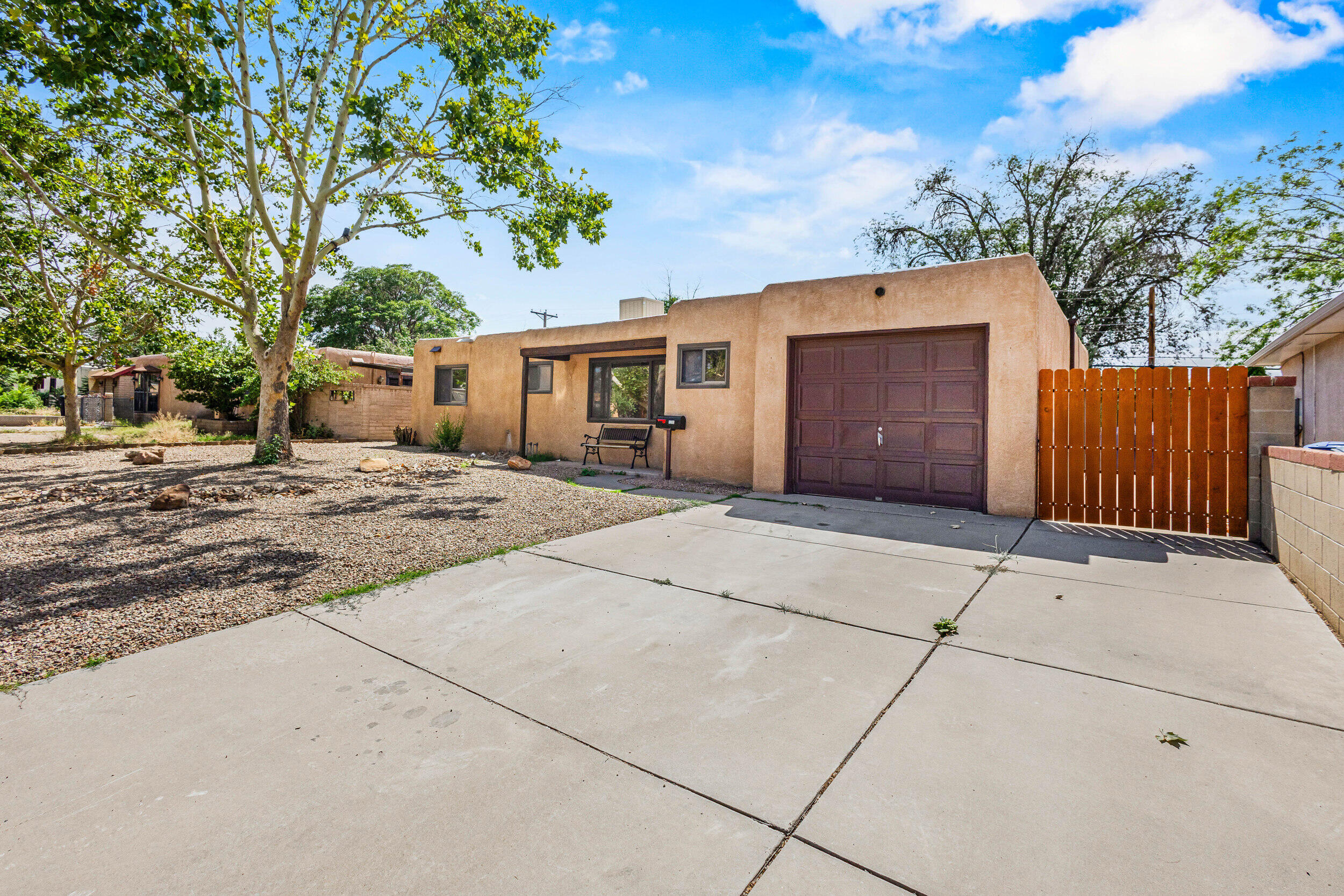 3209 LA VETA Drive - Main Image