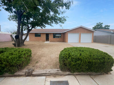 5009 IAN Avenue NW, Albuquerque