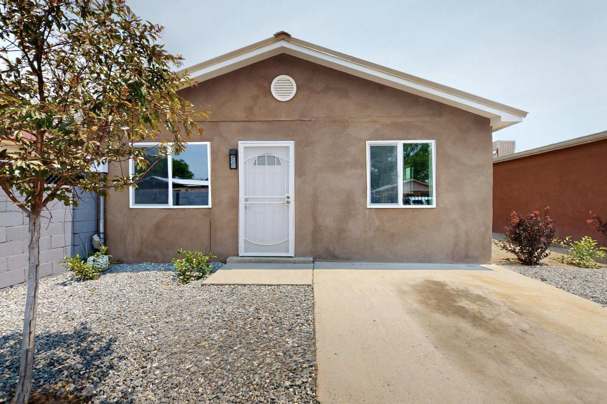 1036 SAWMILL Road - Main Image