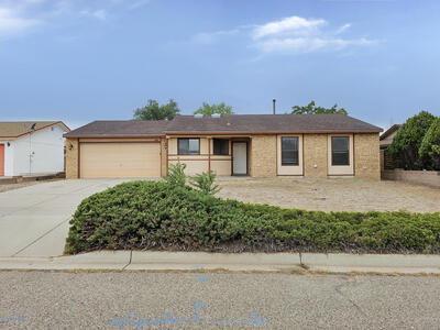 1905 ROANOKE Drive NE, Rio Rancho