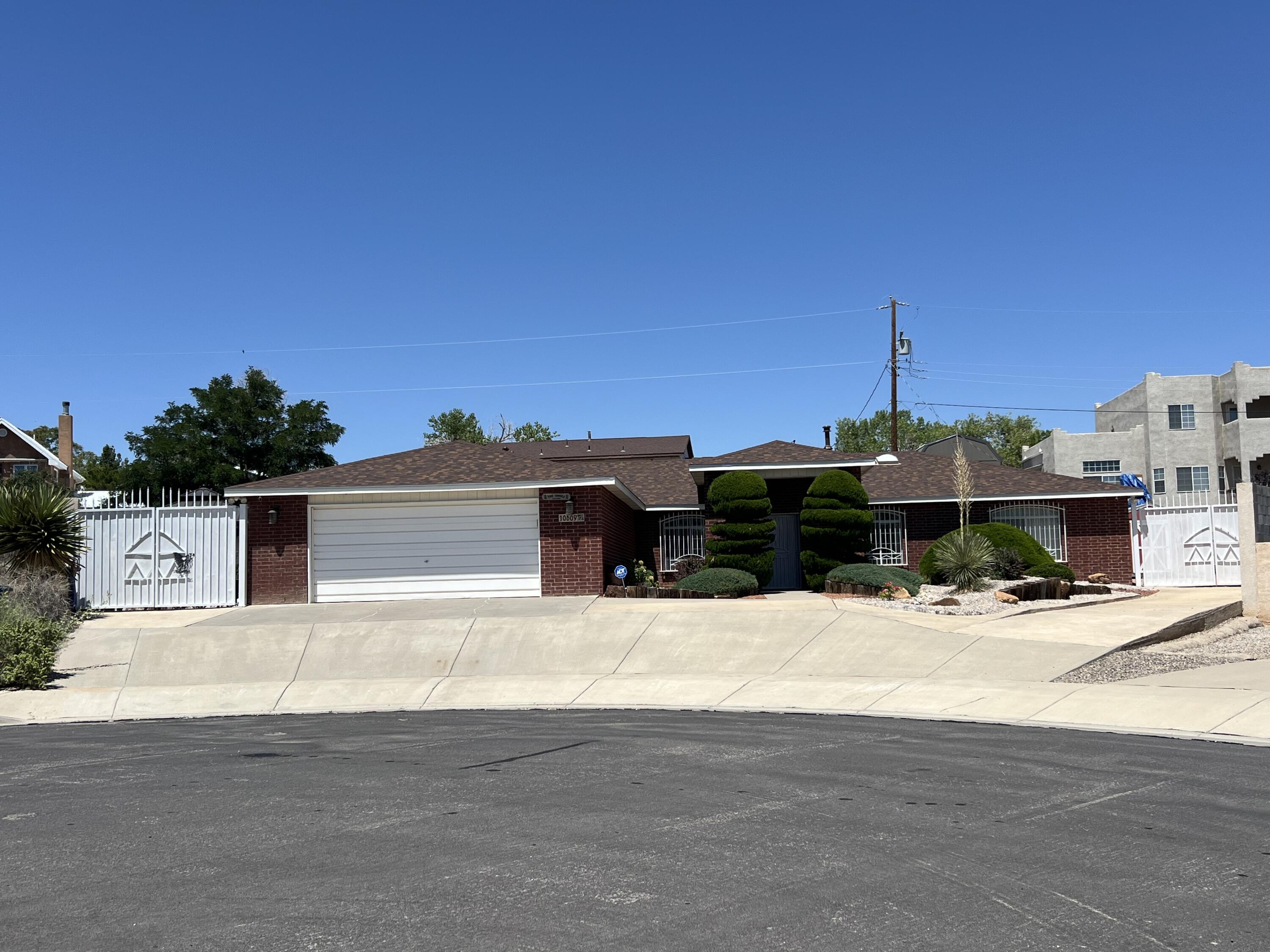 10609 DRIFTWOOD Place NW - Main Image