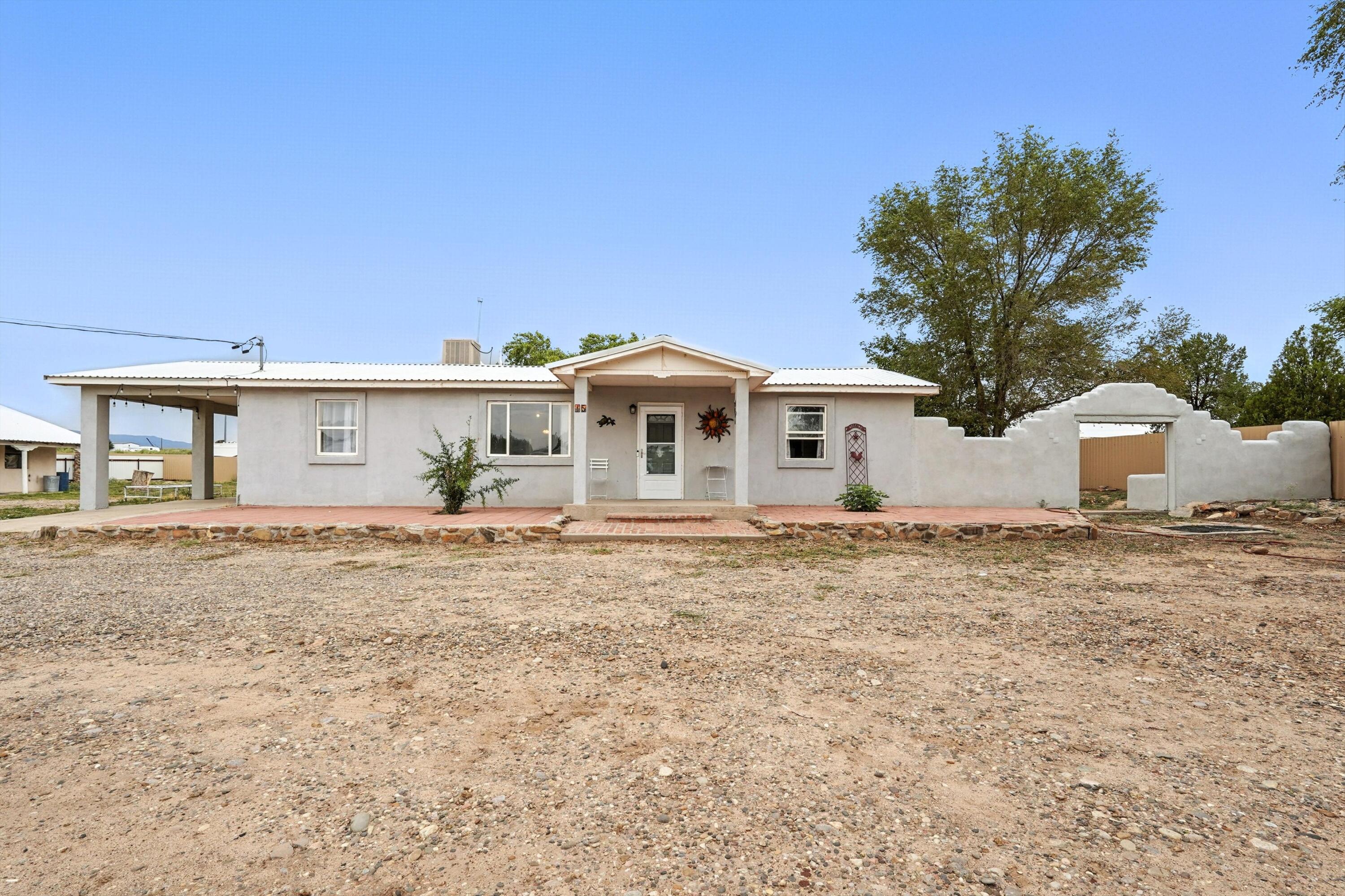 15 Karen Lane - Main Image