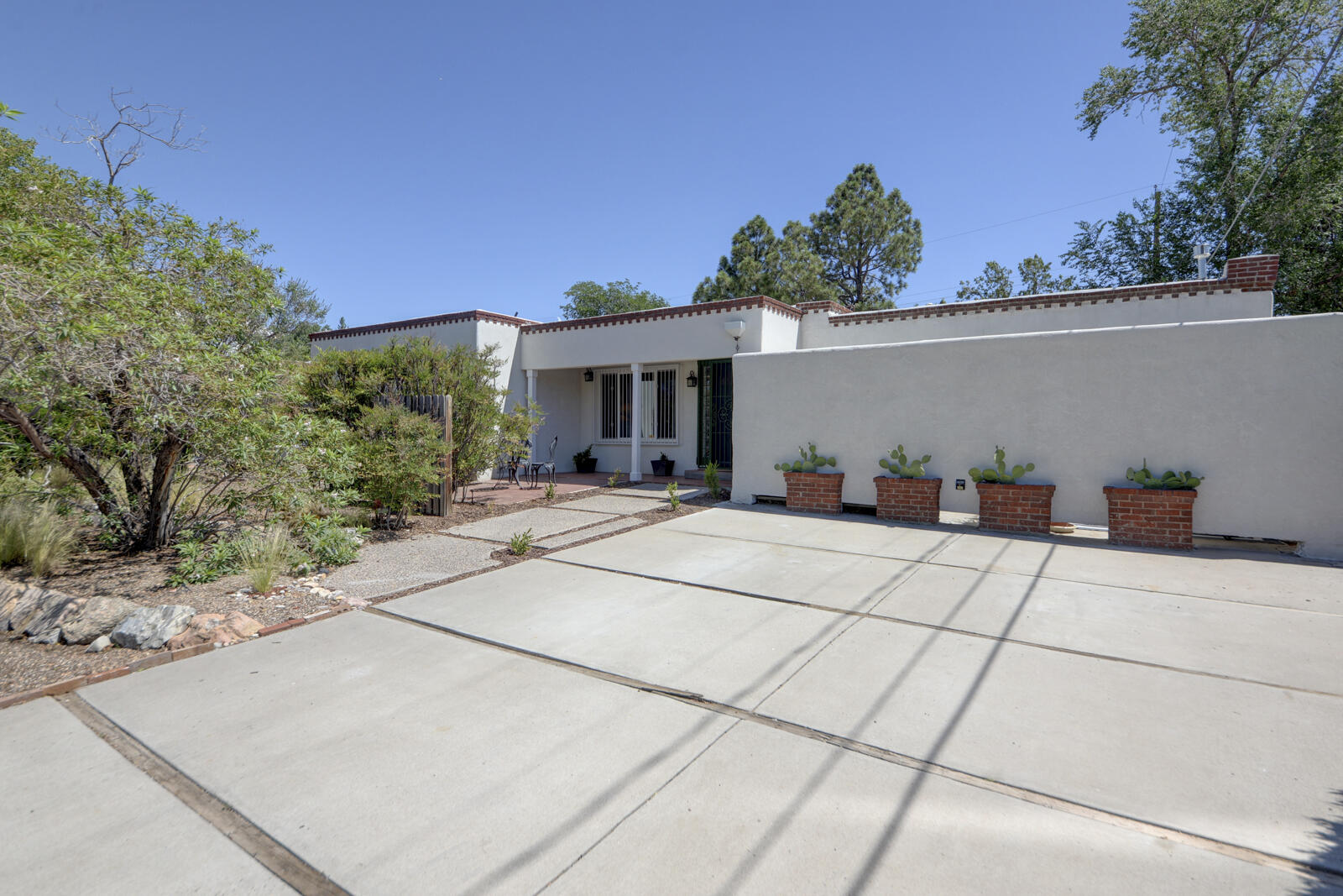 4204 BROADMOOR Avenue NE - Main Image