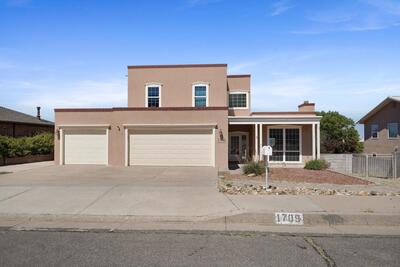 1709 Archuleta Drive NE, Albuquerque