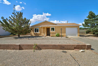 120 ASTER Drive SW, Rio Rancho
