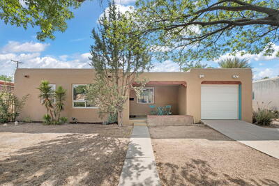 404 FONTANA Place NE, Albuquerque 