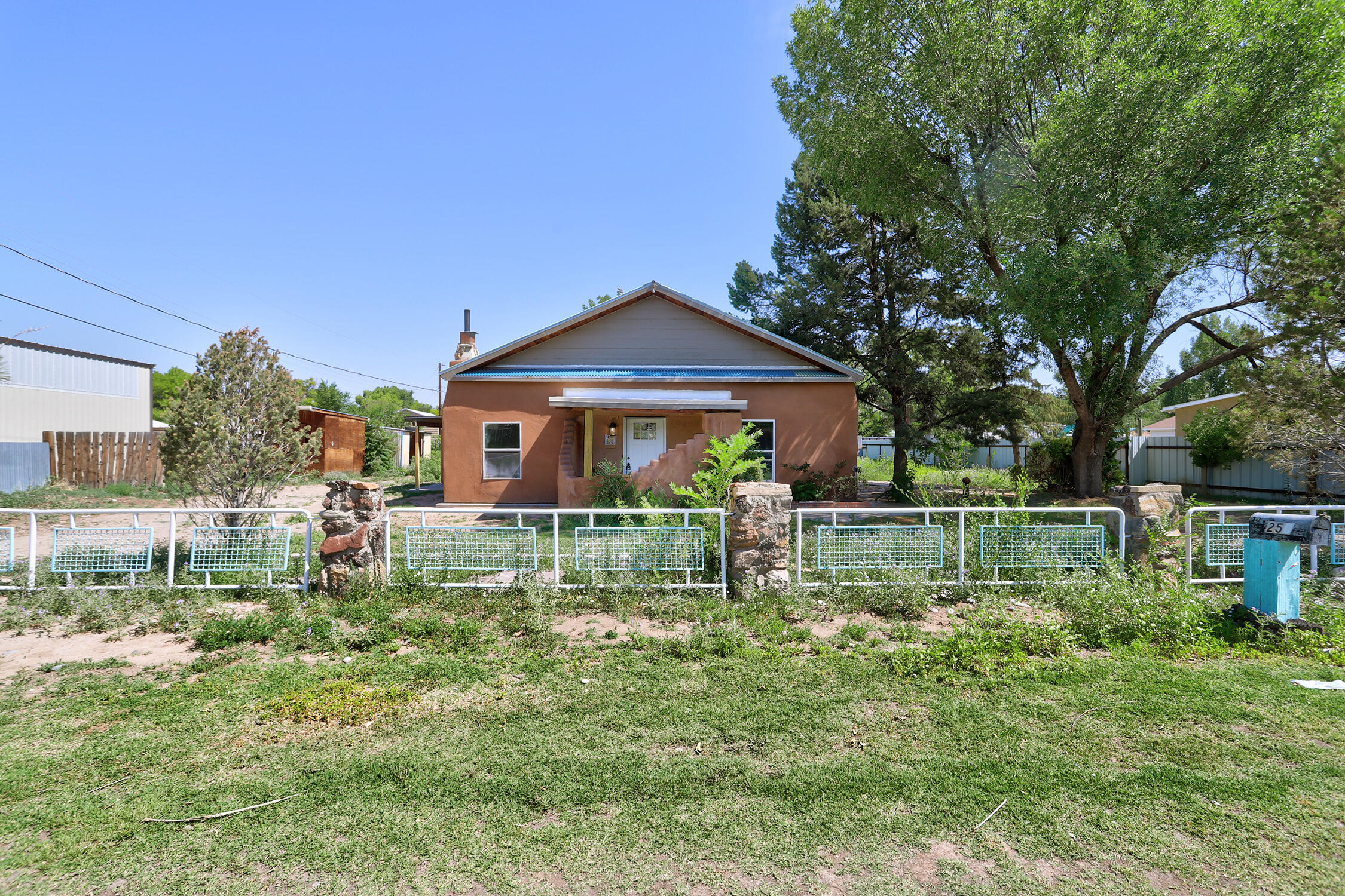 250 VALLE GRANDE Road - Main Image