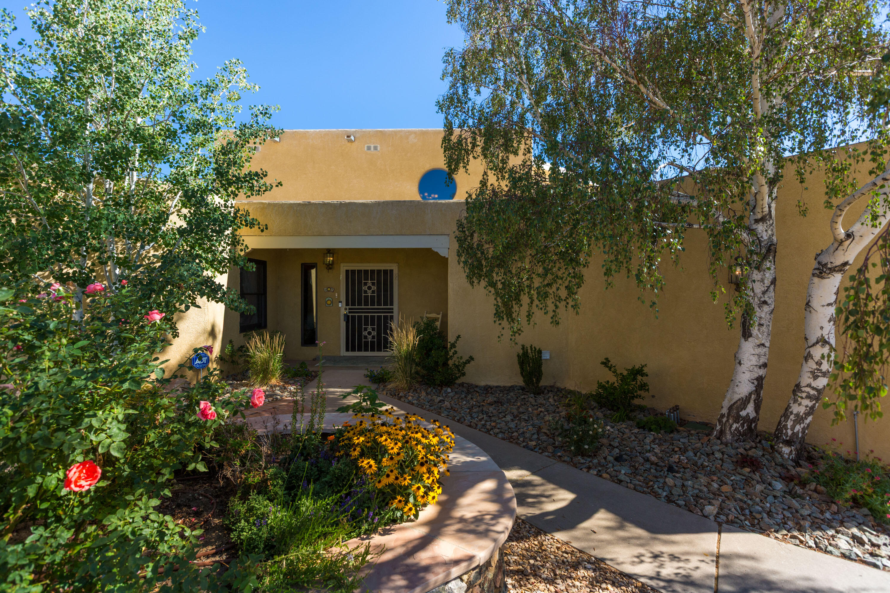 2024 MONTE LARGO Drive NE - Main Image