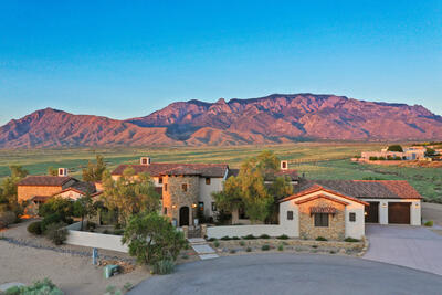 8906 Paramount Court NE, Albuquerque 