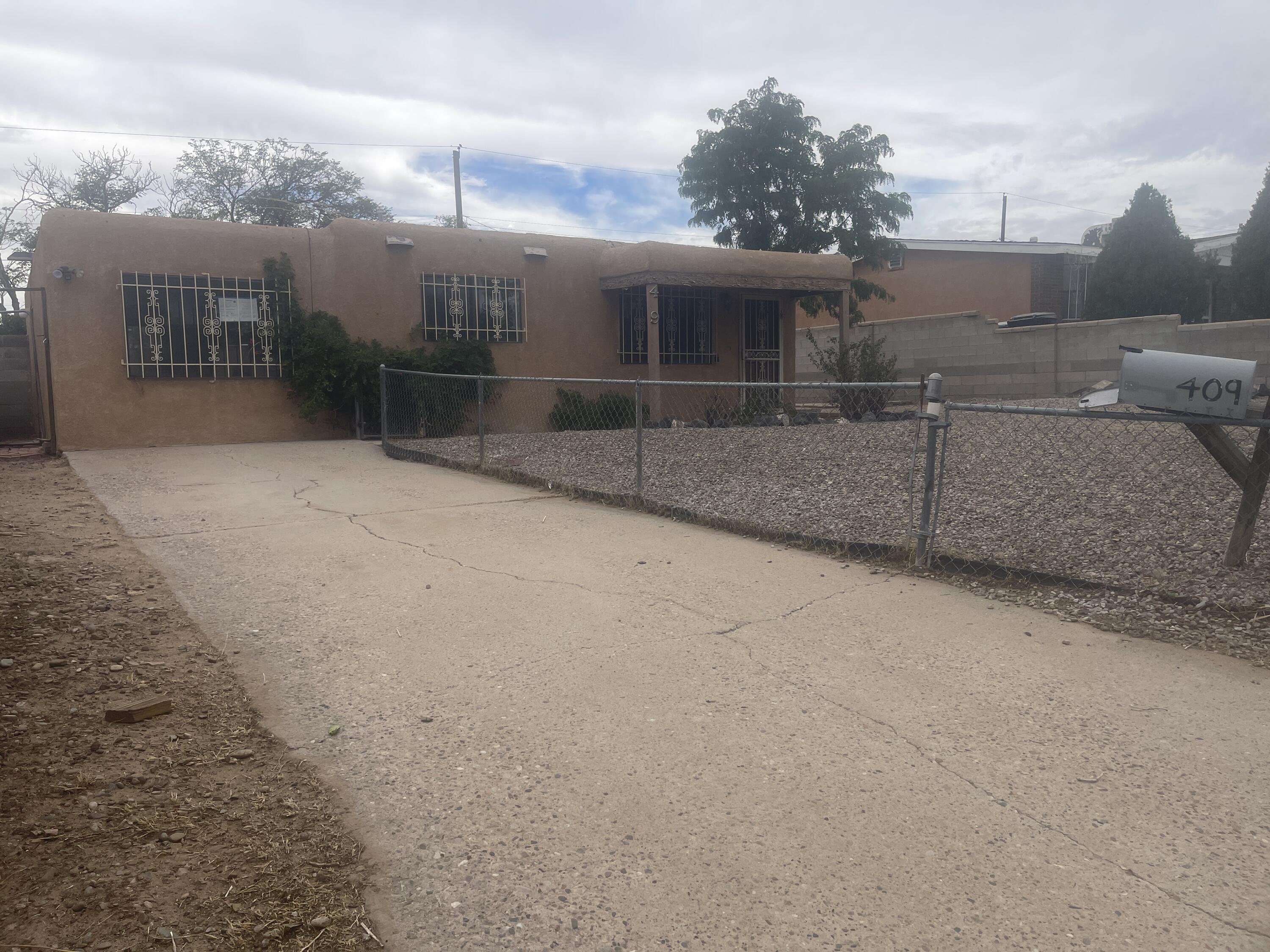 409 MERLIDA Street SW - Main Image