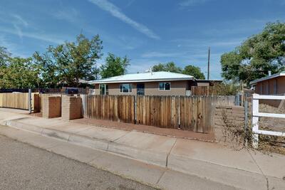 2913 8TH Street NW, Albuquerque