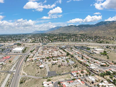 451 PINON CREEK Road SE, Albuquerque 