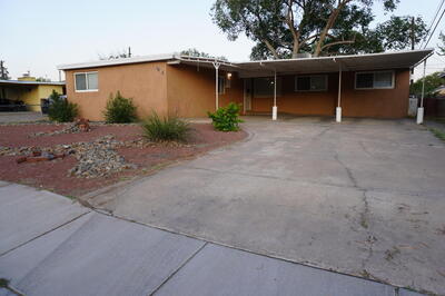 1825 Pitt Street NE, Albuquerque