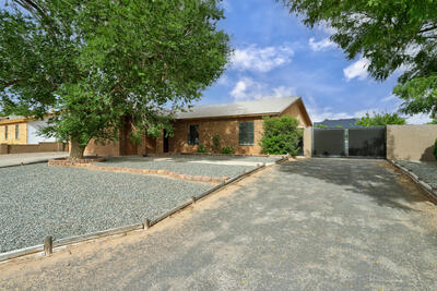 180 SANDSTONE Drive NE, Rio Rancho