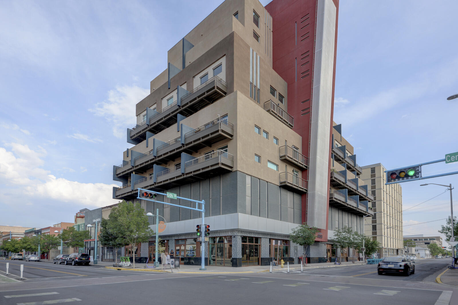 524 CENTRAL Avenue SW 409 - Main Image