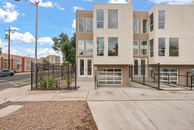 241 Stover Avenue SW, Albuquerque