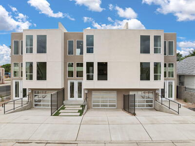 237 Stover Avenue SW, Albuquerque
