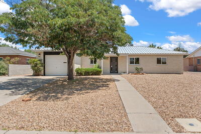 2824 TEXAS Street NE, Albuquerque