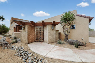 2705 Lerma Road NE, Rio Rancho 