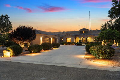 9523 LYNDALE Lane NW, Albuquerque 