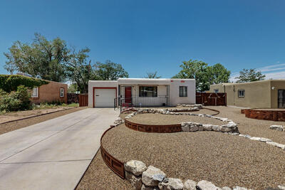 701 Palomas Drive SE, Albuquerque