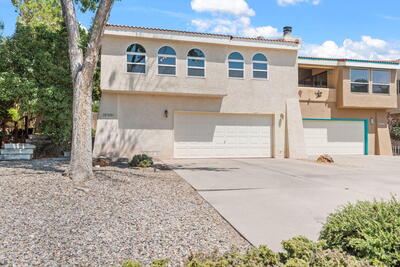 5512 OVERLOOK Drive NE, Albuquerque 