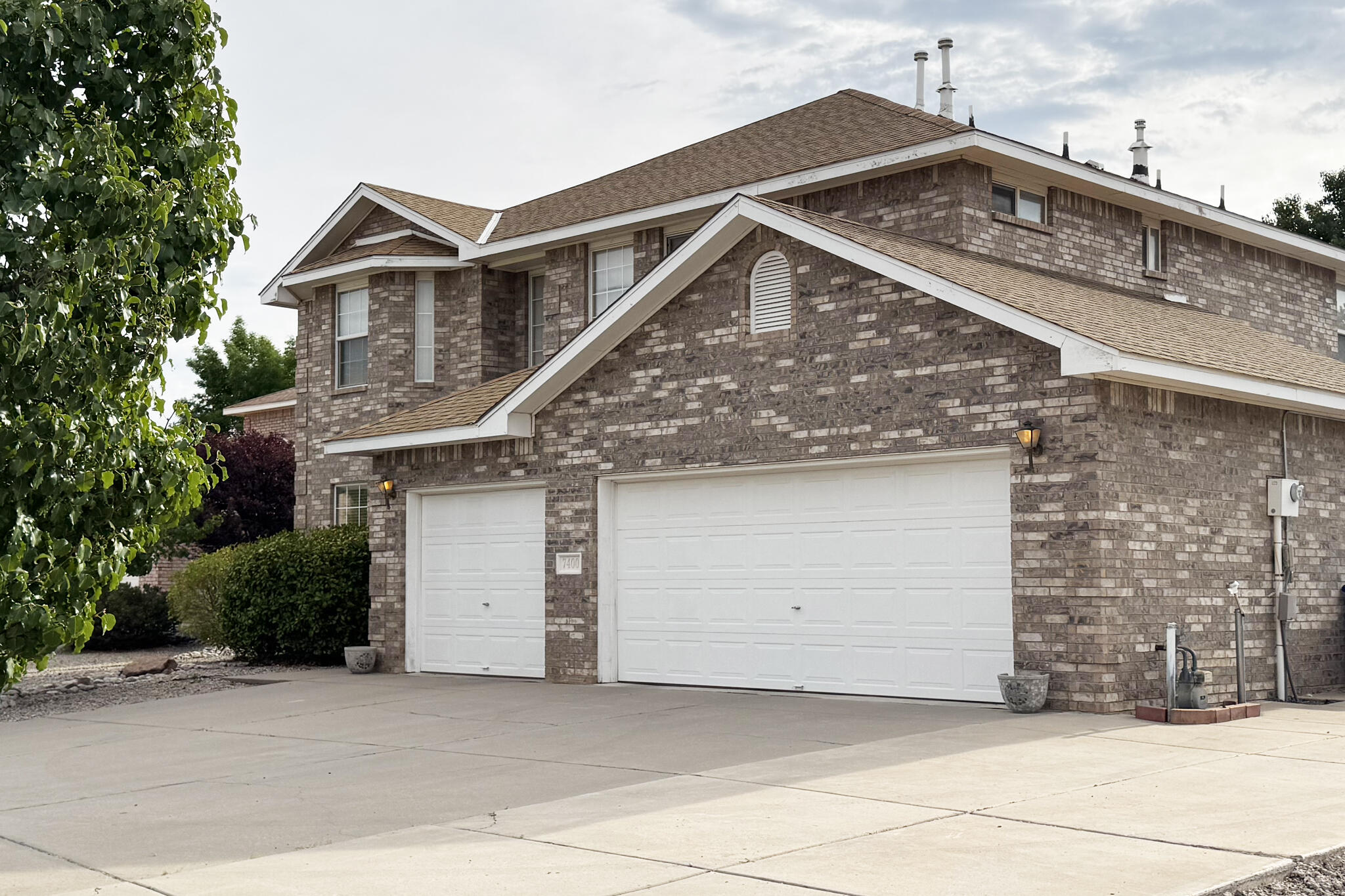 7400 WADI MUSA Drive NE - Main Image