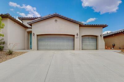 6011 BUCKTHORN Avenue NW, Albuquerque