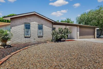 6407 MENDIUS Avenue NE, Albuquerque