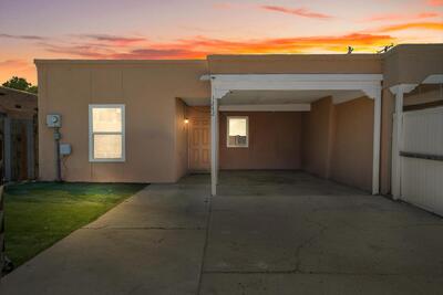 1242 Calle Madera, Bernalillo