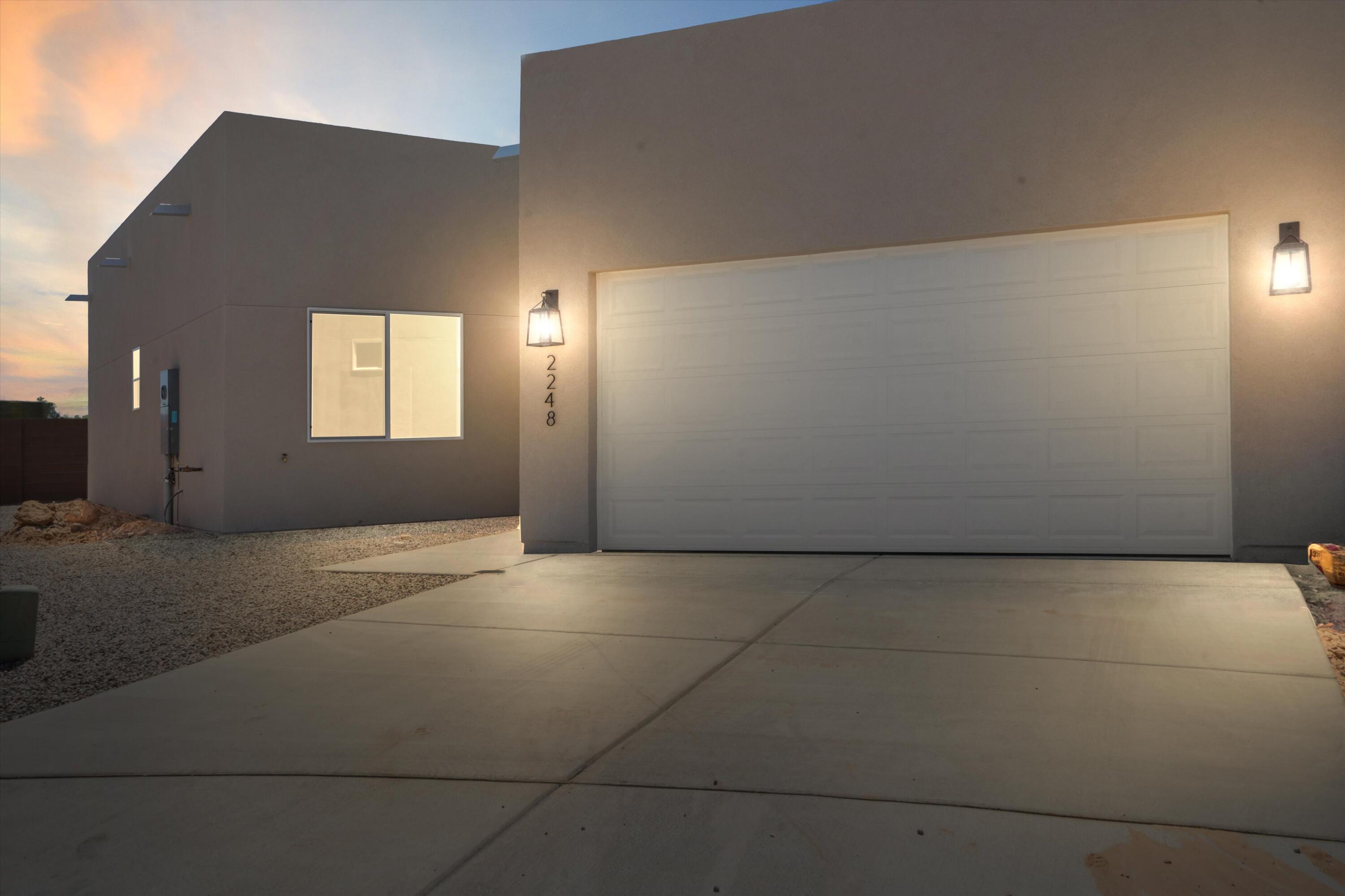 2248 CALLE DE SILVERIO SW - Main Image
