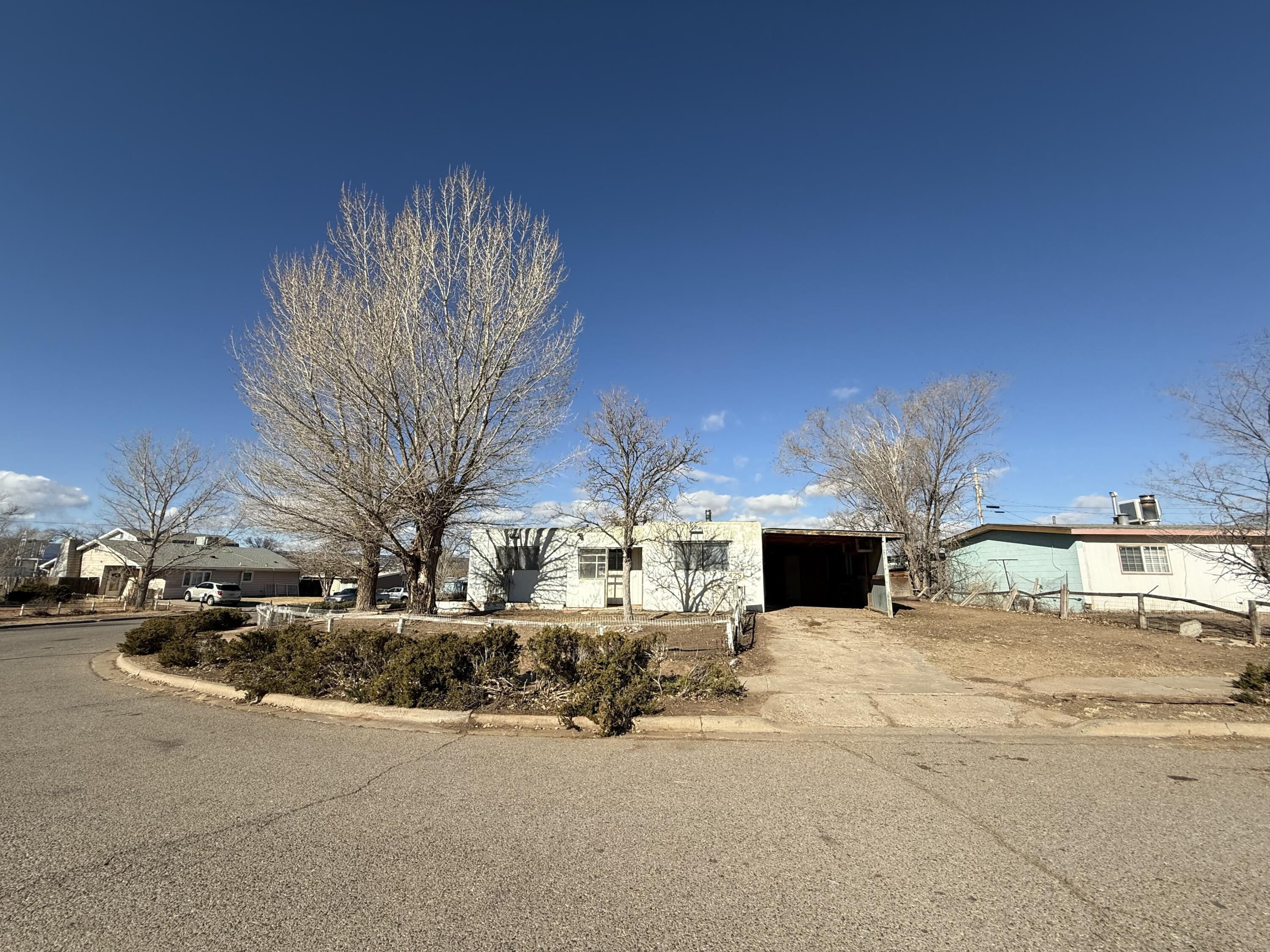 425 ELDER Street - Main Image